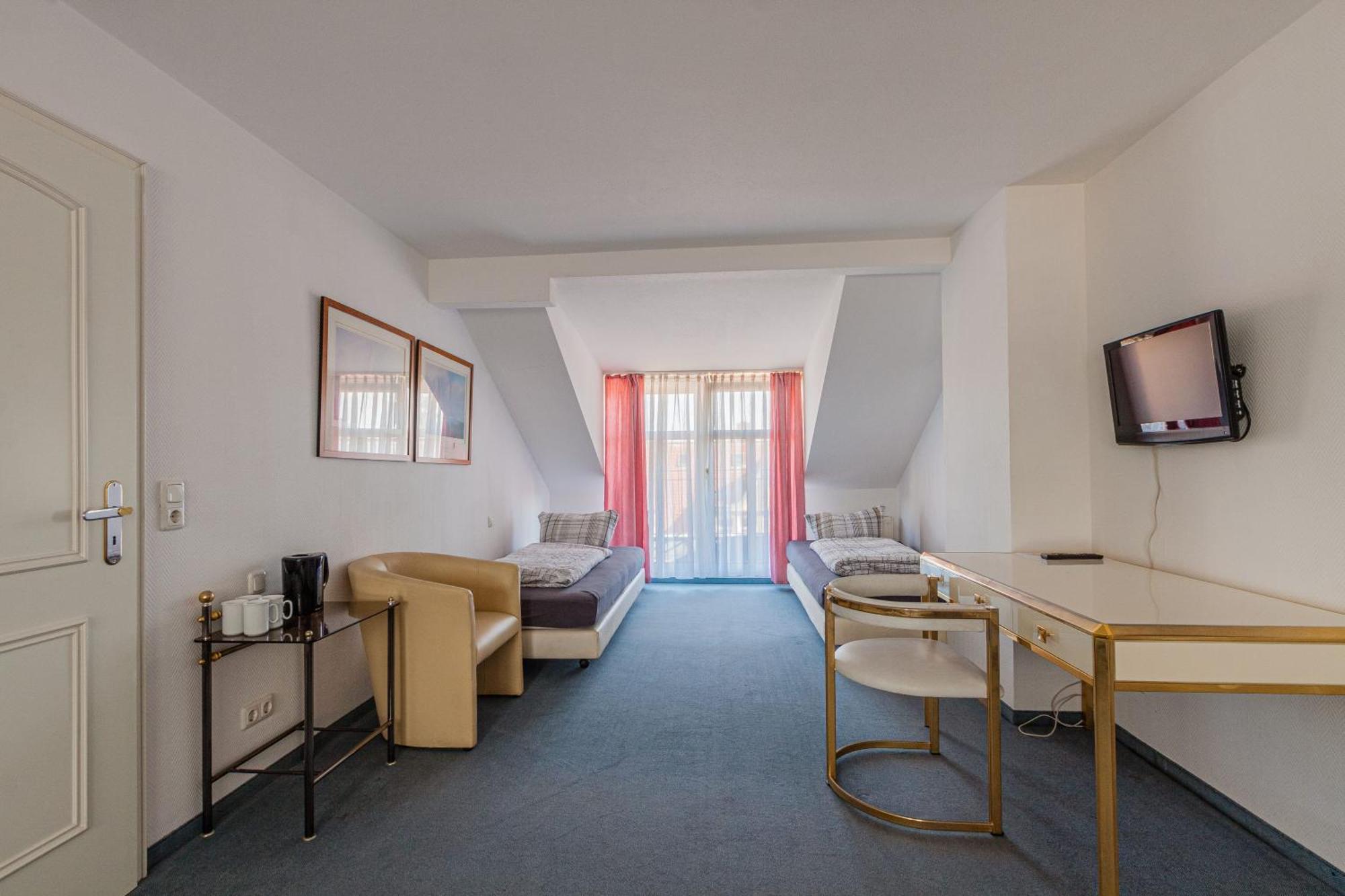 Pension Fuer Monteure In Dresden, Zimmer Mit Eigenem Bad Und Grosser Gemeinschaftskueche Ngoại thất bức ảnh